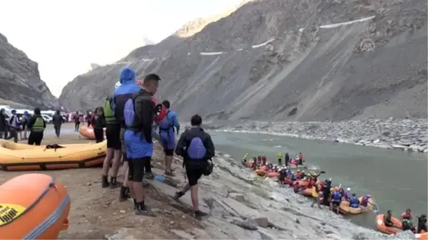 Hakkari'ye gelen sporcular kentin doğasına ve misafirperverliğine hayran kaldı