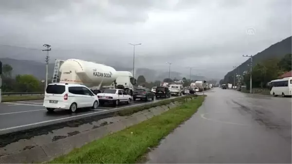 Bolu Dağı geçişinde araç yoğunluğu yaşanıyor - DÜZCE