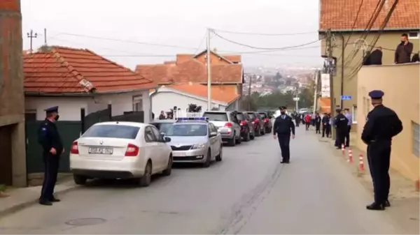 Eski Kosova Meclis Başkanı Krasniçi'nin evine baskın düzenlendi