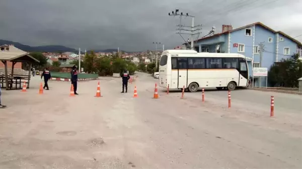 2 bin 781 nüfuslu Değirmenayvalı beldesi karantinaya alındı