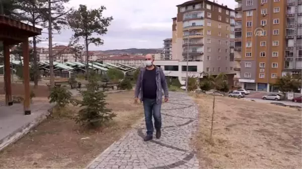 Babasının verdiği böbrekle yeniden hayata tutundu