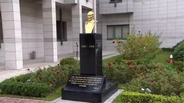 Büyük Önder Atatürk'ü anıyoruz