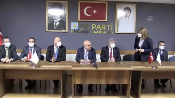 İYİ Parti Genel Başkan Yardımcılarından Balıkesir'de basın toplantısı