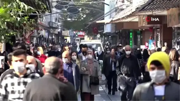 Yasak ve cezalara rağmen çelişkili korona görüntüleri