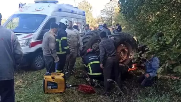 Devrilen traktörün sürücüsü yaralandı