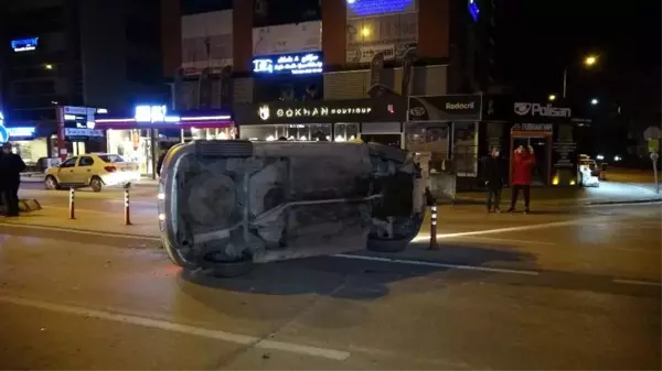 Son dakika! Alkollü sürücü park halindeki araca çarpıp takla attı, kazadan burnu bile kanamadan çıktı