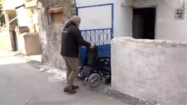 Niğde Belediye Başkanı Özdemir'den kas hastası çocuğa akülü araç