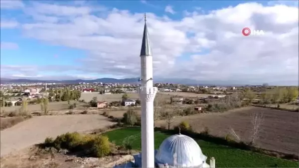 Eğitimci başkandan cami minaresine öğrenciler için Wi-Fi