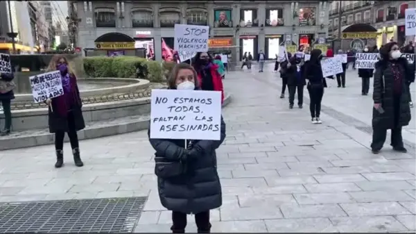 İspanya'da, 'Kadına Yönelik Şiddetle Mücadele Günü' eylemi