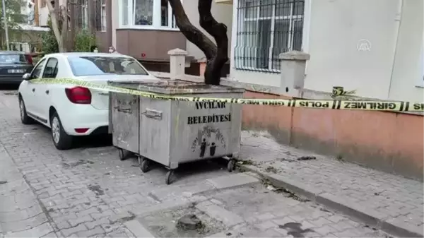 Avcılar'da çöp konteynerinin yanında bebek cesedi bulundu