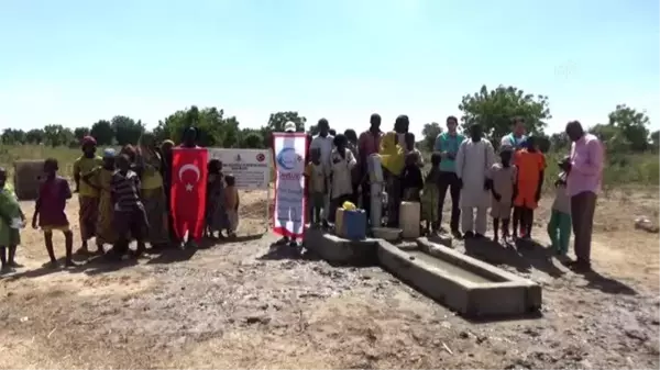 Kamerunlular Cansuyu Derneği sayesinde suya kavuşmanın sevincini yaşadı