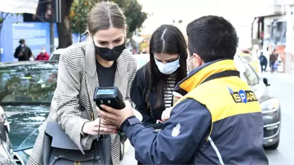 Aracını otoparka bırakan Yasemin Şefkatli geçmiş dönem borcunu öğrenince şaşıp kaldı