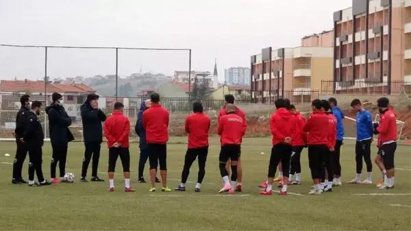 Uşakspor, Sarıyer hazırlıklarına devam ediyor