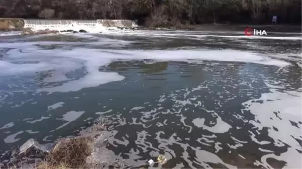 Bartın Irmağında oluşan köpükler tedirgin ediyor