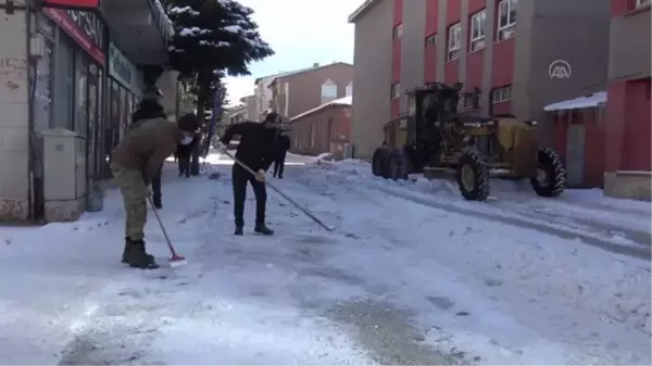 Doğu Anadolu'da dondurucu soğuklar sürüyor