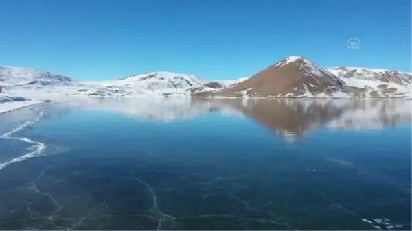 Son dakika haberi! Yüzeyi buz tutan Balık Gölü ziyaretçilerini cezbediyor