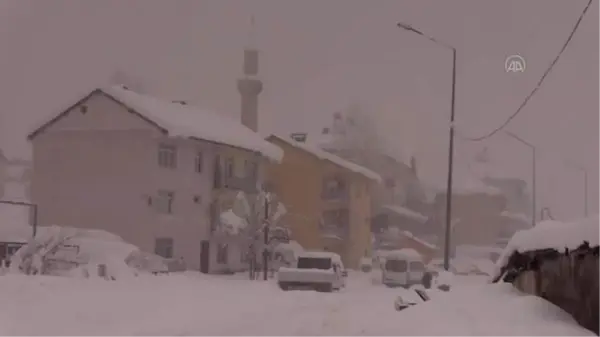 Ovacık'ta kar kalınlığı 1 metreye ulaştı