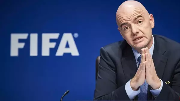 FIFA Başkanı Infantino: Katar'da düzenlenecek 2022 FIFA Dünya Kupası, seyircili oynanacak