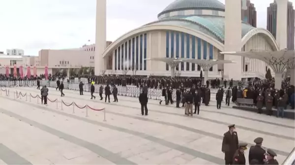 Son dakika haberleri... Pençe Kartal-2 Harekatı'nda şehit olan askerler son yolculuğuna uğurlandı (1)