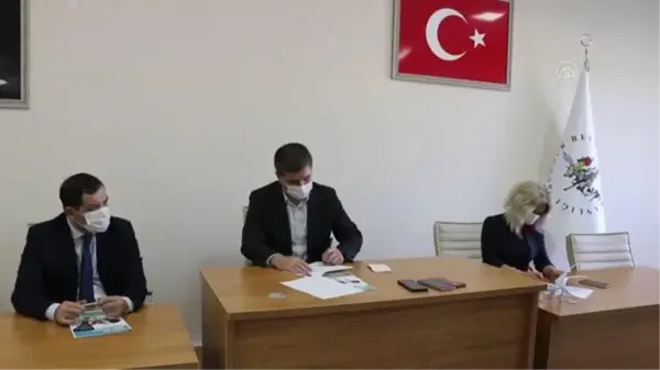 Sokak hayvanı sahiplenen öğrencilere burs verilecek