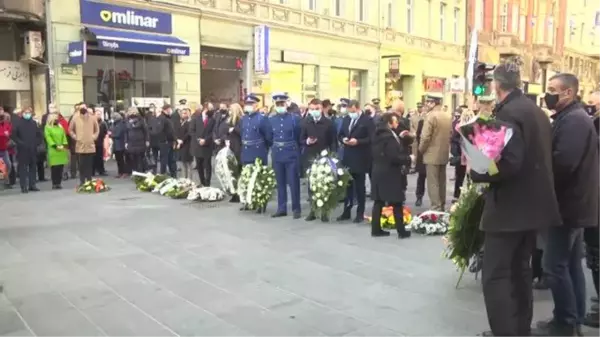 SARAYBOSNA - Bosna Hersek'te Bağımsızlık Günü kutlanıyor - Kovaçi Şehitliği'nde anma