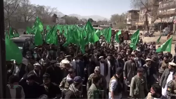 Son dakika haber! Hizb-i İslami taraftarları hükümeti protesto etti