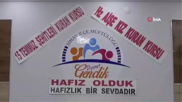 3 çocuk annesi kadın 3 yılda hafız oldu