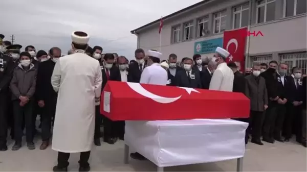 AMASYA Şehit Piyade Uzman Çavuş Gül, gözyaşlarıyla son yolculuğuna uğurlandı