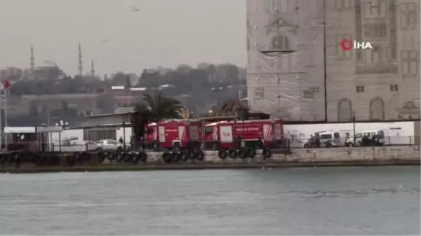 Son dakika... Haydarpaşa Garı'nda korkutan atölye yangını