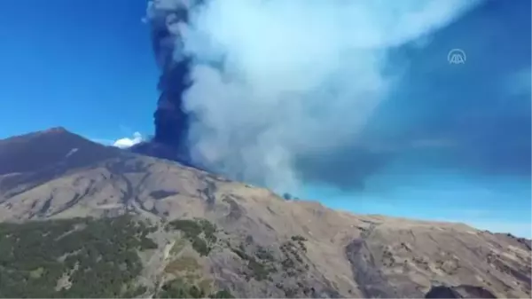 İtalya'da Etna yanardağında hareketlilik