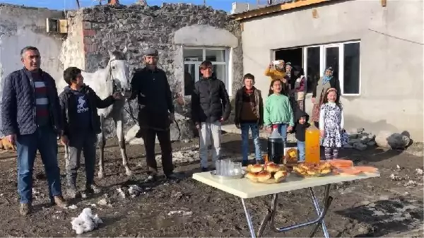 Şampiyon yarış atı Kelebek'e pastalı doğum günü