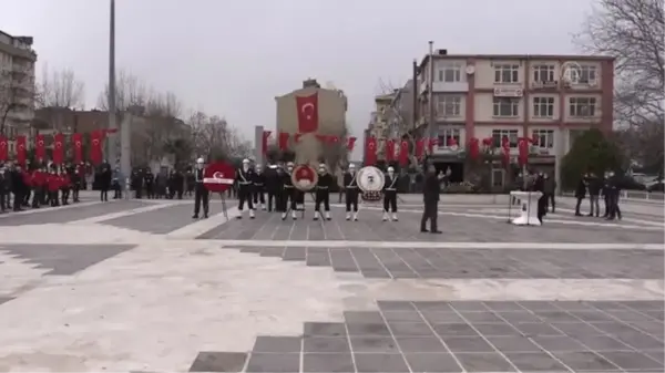 Son dakika haber! ÇANAKKALE - Şehitleri Anma Günü ve Çanakkale Deniz Zaferi'nin 106. yılı törenleri başladı