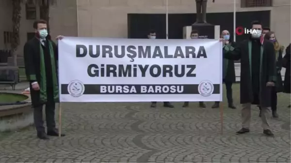 Avukatlar duruşmalara girmeyerek sessiz eylem başlattı