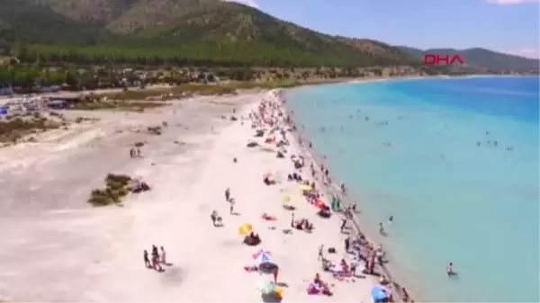 Son dakika haber! BURDUR Çevre Bakanlığı'nın Salda Gölü'ne ziyaretçi sınırlaması kararı, Burdur'da olumlu karşılandı