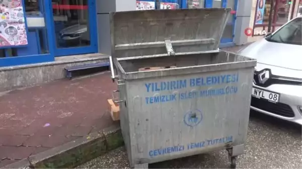 Son dakika... Çöpte ziynet ve para dolu çanta buldu, polise teslim etti