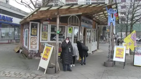 Berlin'de özelleştirilen konutların kamulaştırılması imza kampanyası yürütülüyorKampanyanın merkezi: 