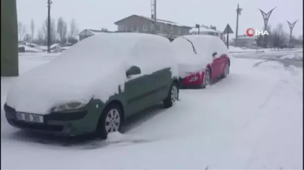 Karlıova'da tipi etkili oldu, hayat durma noktasına geldi