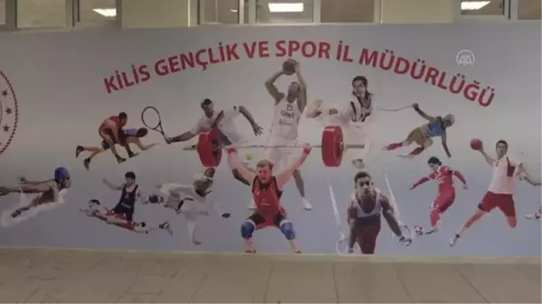 Kilisli gençlerin bilek güreşindeki başarısı, kentte bu spora ilgiyi artırdı