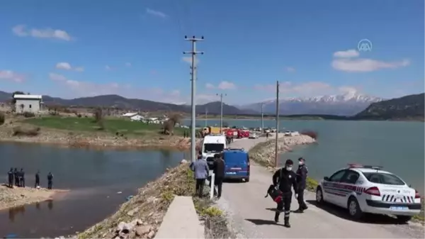 Park halindeyken el freni çekilmeyince baraja düşen kamyonetteki kadın öldü