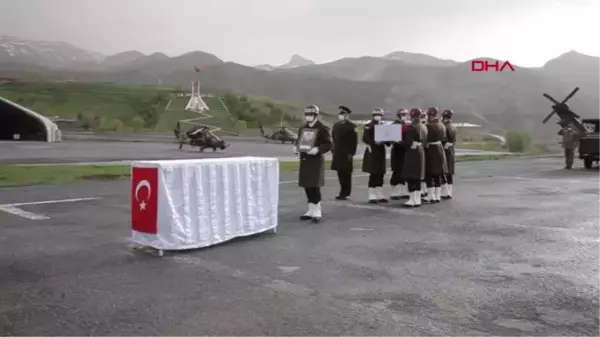 Son dakika haberi! ŞEHİT TEĞMEN KIVIK, TÖRENLE MEMLEKETİNE UĞURLANDI-1