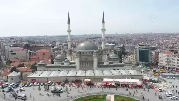 Taksim'e yapılan cami açılışa hazırlanıyor