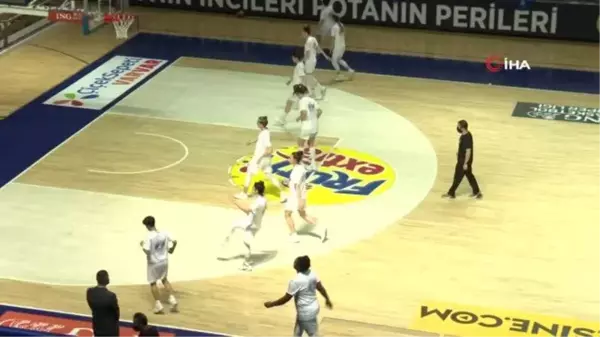 Bursa BŞB Kadın Basketbol Takımı, kupasına kavuştu