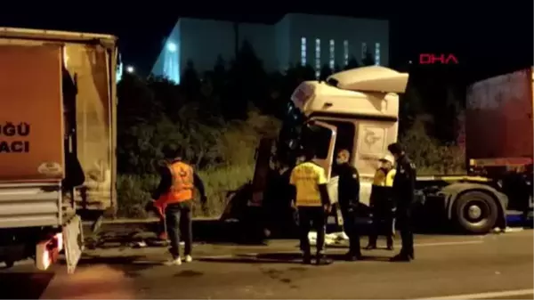 ANİDEN FREN YAPINCA ARDINDAN GELEN 2 TIR ÇARPIŞTI 1 YARALI