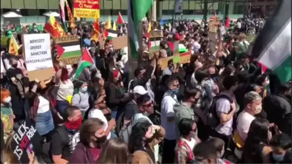 AMSTERDAM - Hollanda'da İsrail'in Filistin'e yönelik saldırıları protesto edildi