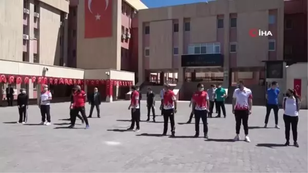 Mardin'de 19 Mayıs törenle kutlandı