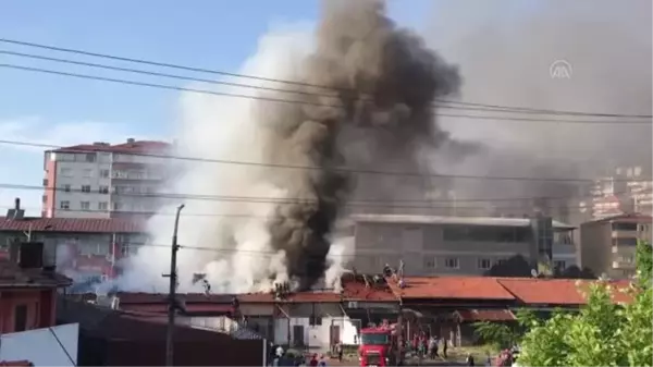 ZONGULDAK - Kilimli'deki yangında 8 iş yerinin çatısında hasar oluştu (2)