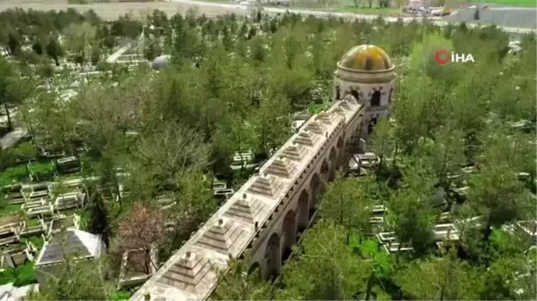 Erzincan'ın manevi mekanlarından 'Terzibaba'ya ziyaretler başladı