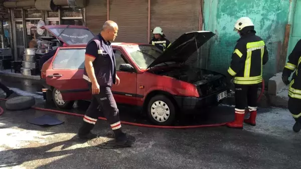 Seyir halindeki LPG'li araç bir anda alev aldı