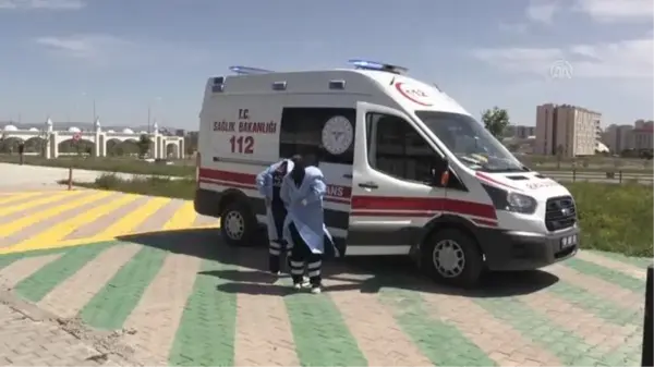 Ambulans helikopter Kovid-19 hastası için havalandı