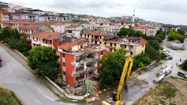 Büyükçekmece'de kentsel dönüşüm hızla devam ediyor